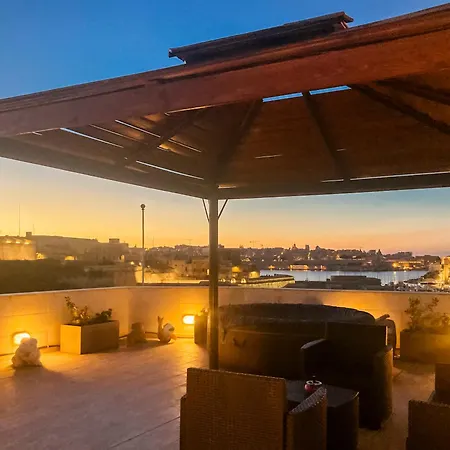 Valletta And Grand Harbour Lookout Apartament *