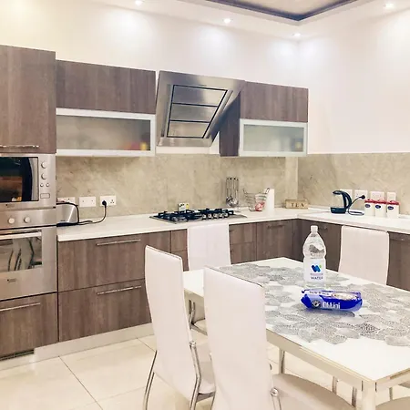 Apartament Valletta And Grand Harbour Lookout