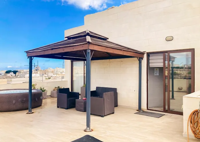 Valletta And Grand Harbour Lookout *