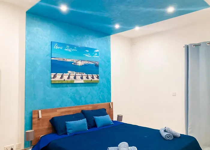 Valletta And Grand Harbour Lookout *