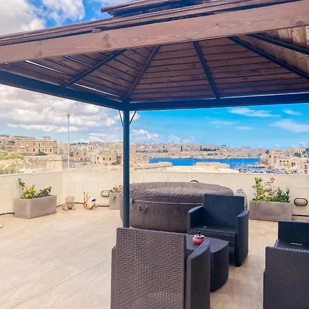 Apartment Valletta&grand Harbour Lookout-private Hot Tub Bbq Kalkara