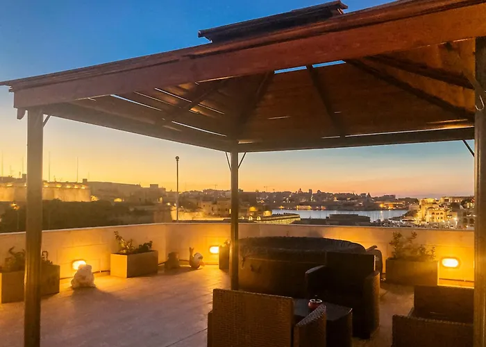 Valletta And Grand Harbour Lookout Apartamento *