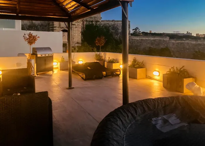 Valletta And Grand Harbour Lookout Apartamento